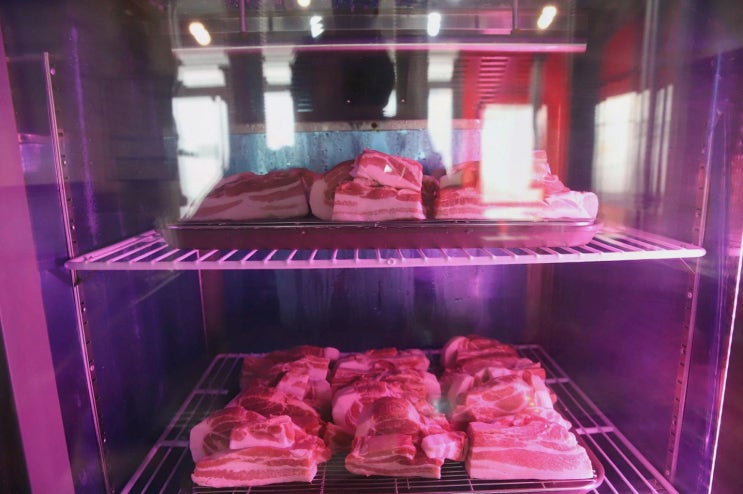  가족과 함께 제주 여행 후 꼭 들러야 할 맛집 - 서귀포 올레시장 근처 맛집 먹고정