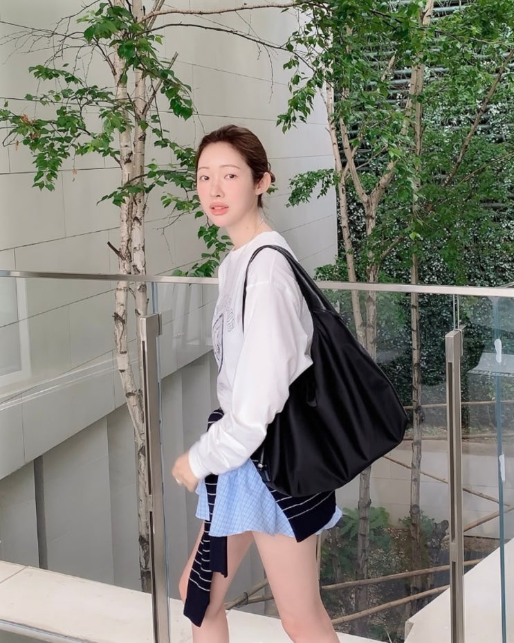  10만원대부터 시작! 차정원 사복 중저가 가방 종류.Zip