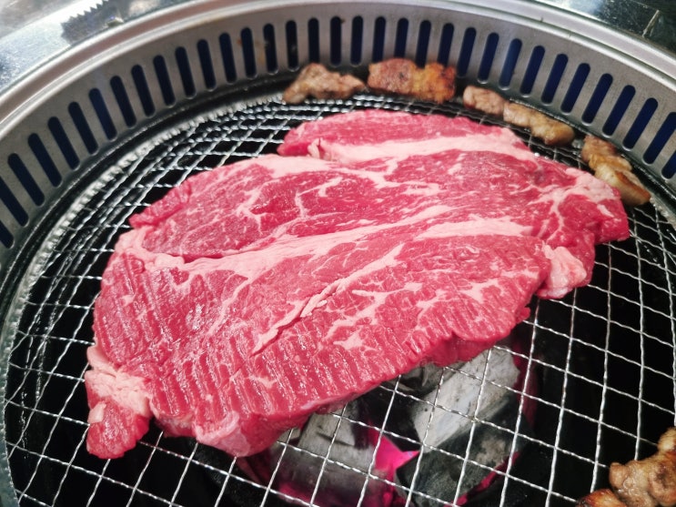  [부평산곡동맛집] 인생정육식당 가성비갑 소고기 등심 3400원 진갈비꽃살 돼지고기 삼겹살까지