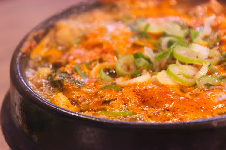  문래동 오래된 순대국 맛집 "박찬숙순대국"에서 술국, 허파볶음 후기