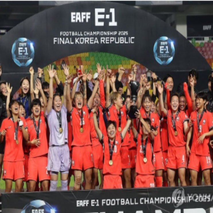 지소연-장슬기 연속골 여자축구대표팀, 대만 꺾고 20년만에 동아시아컵 우승 차지!! 남자축구가 실패한 걸 해냈다!!(여자축구우승, 3자골득실, 장슬기 MVP, 김민정 최우수키퍼)