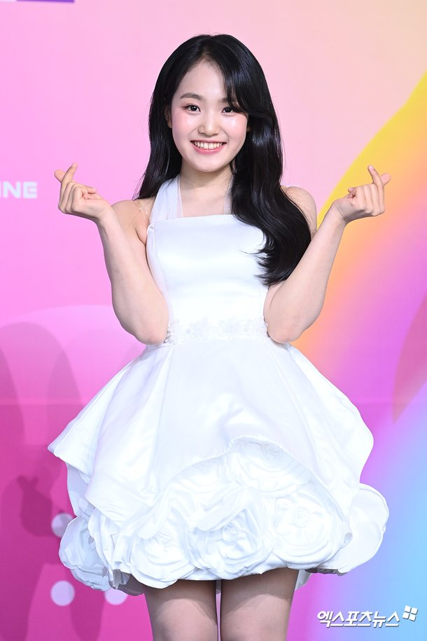 <b>김태연</b>, 장수 한우축제 <b>섭외 논란</b> 속 결국 출연 철회 | 팬들의... 