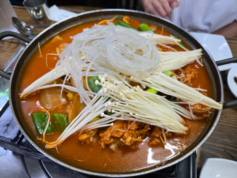 [전북 장수 장계 맛집] 정성회관, 갈비김치전골 맛집 (놀토방영)