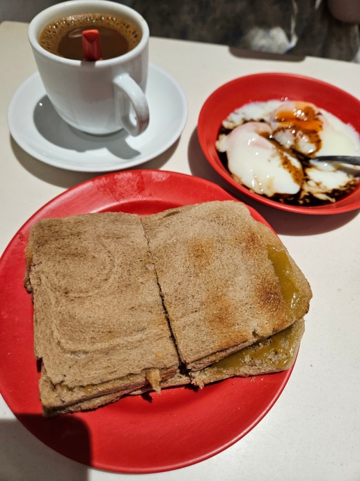  싱가포르맛집 / 야쿤카야토스트