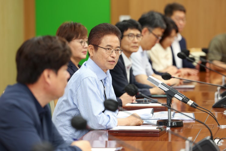 이철우 경북도지사, "폭염·<b>폭우</b> 등 <b>재난 대응</b>강화 및 2025년... 