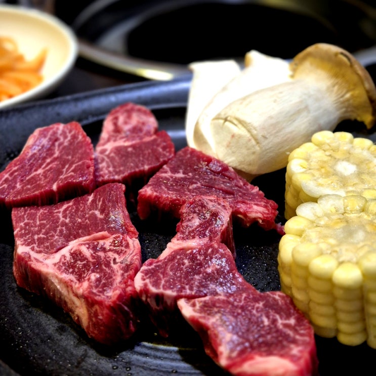  강남역 고기집 한우1++ 안심으로 입호강 콜키지 프리 회식장소로 굿