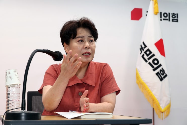힘 혁신위원장 <b>윤희숙</b>의 강도높은 혁신추진 요구!!