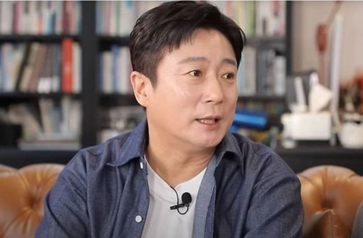 전재산 넘긴 <b>이수근</b> 마포구 상암동 <b>건물</b> 30억 <b>매각</b>[송은이 설립... 