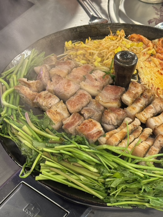  안양맛집 | 미나리 삼겹살과 목살 목구멍 안양점 리뷰