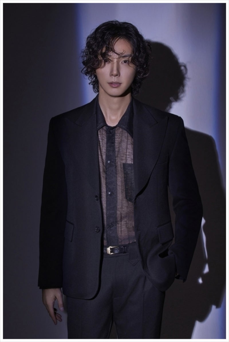 윤시윤 변신 이미지