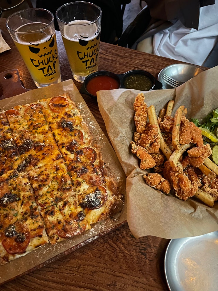  [옥수역 맛집] 더울 땐 시원한 수제 맥주 한잔 "척스탭하우스"