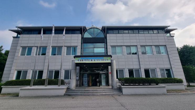  춘천 관공서 인테리어 산림청 국유림관리소 ABS도어교체 및 직원식당 화장실 리모델링