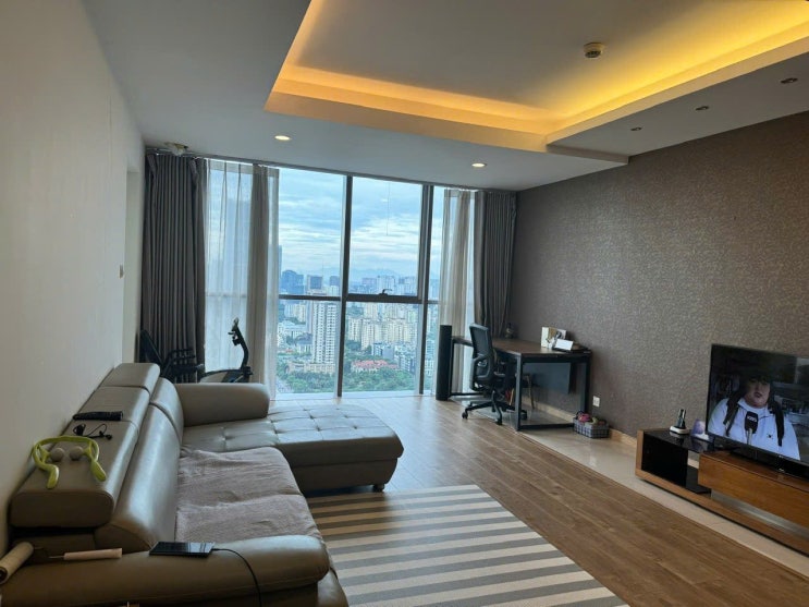  하노이 탕롱 넘버원 방3개 130m2 풀옵션 $1200 ( Thang Long No 1 ) 아파트 임대 알려드립니다