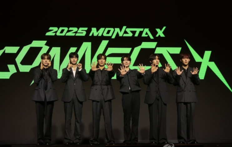 <b>몬스타엑스 10주년</b> 향수 담다 형제애로 증명한 팀워크 “진짜... 