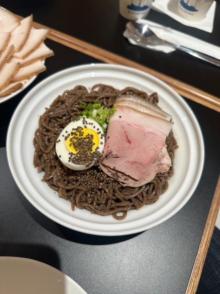  대구 삼덕동 고기칼국수 들기름막국수 맛집 탄복