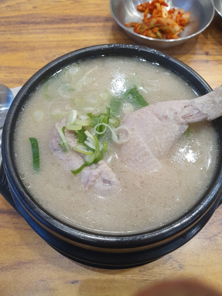  탕정역 맛집) 추워질때 뜨끈한 국물 먹으러 가는곳 언양닭칼국수