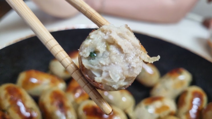  익산 만두 맛집 '귀빈정'의 역대급 변신! 만두 쏙 소세지로 야식의 신세계를 경험하다!