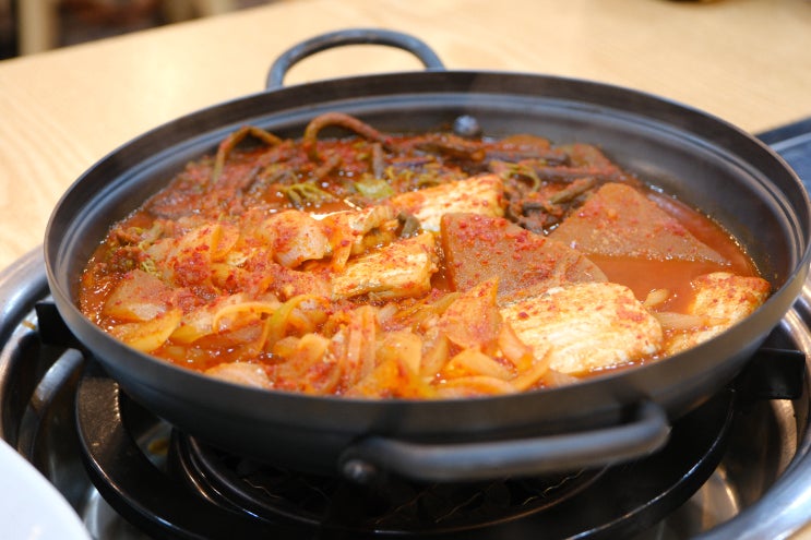  [외도 갈치조림 맛집] 고사리 갈치조림 미쳤다… 외도 ‘성은식당’