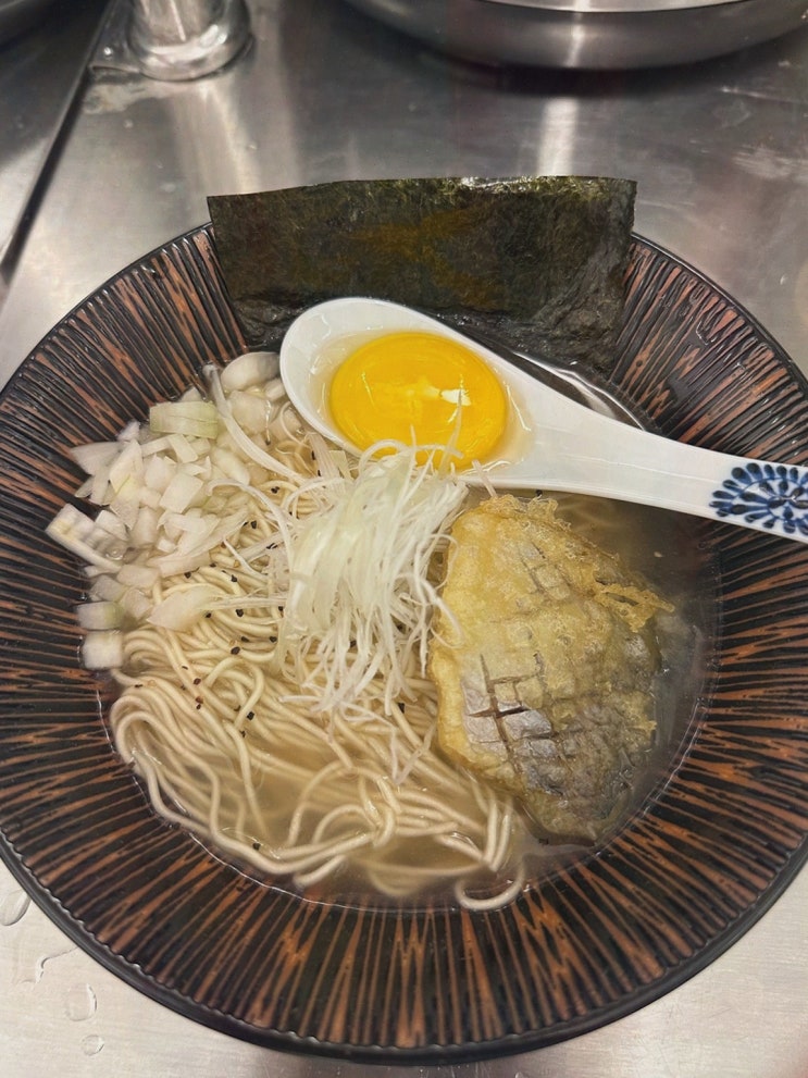  심야 스시사카바 츠바메야, 덕천신상맛집과 트러플오일의 조화
