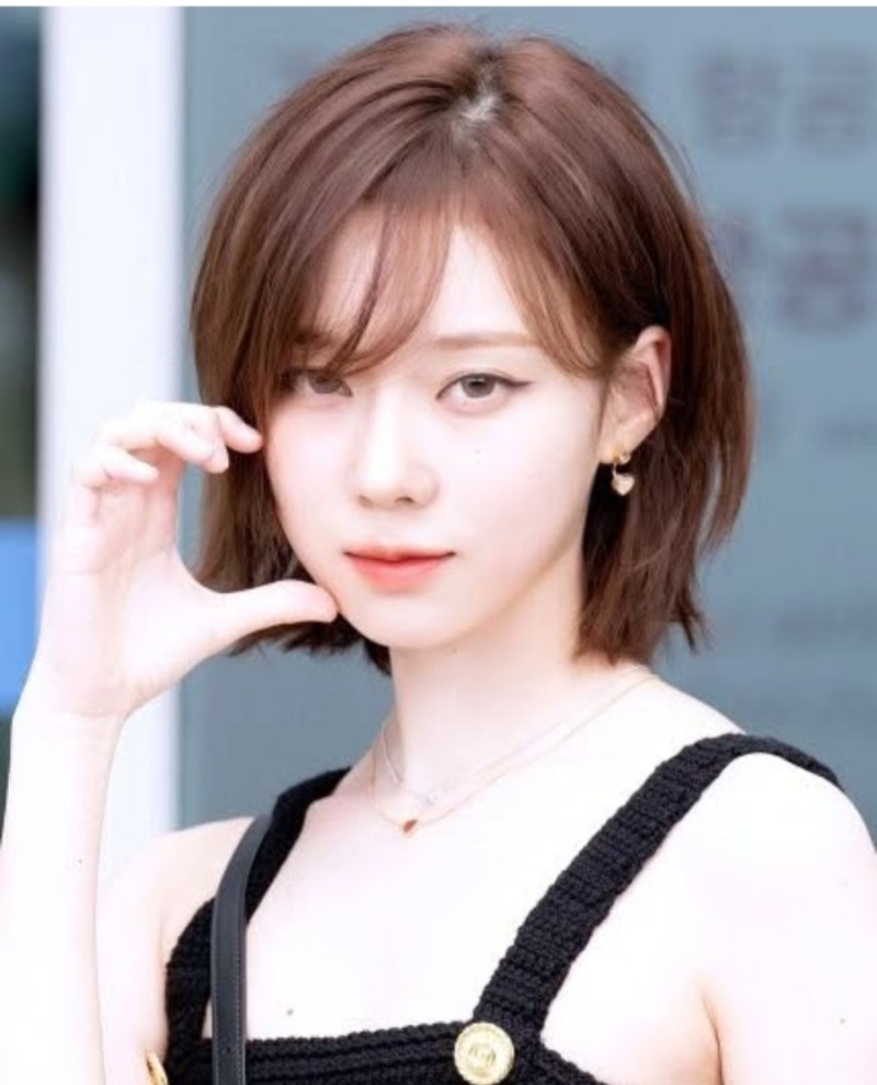 Aespa Winter's Bob: The Hottest Hair Trend! I'm Tempted Too! A Must-Read for Anyone Considering a Bob!