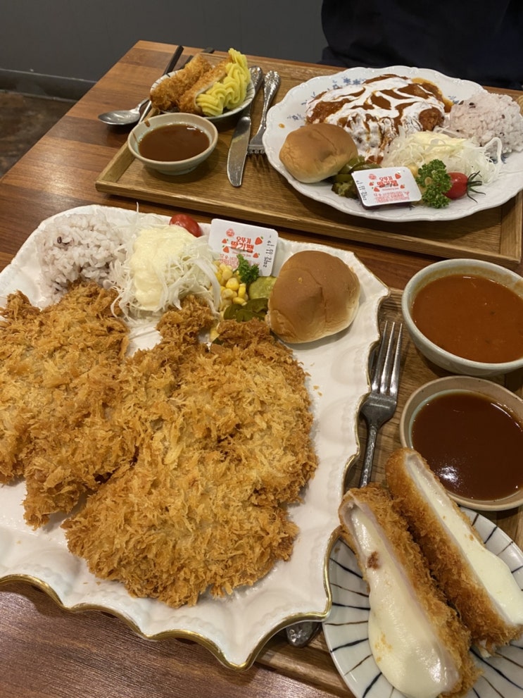  양 많은 익산 돈까스 맛집 신동 원광카츠 현지인 재방문율 많은 원광대맛집 대왕카츠 마크림경양카츠 치즈반카츠 저녁메뉴추천
