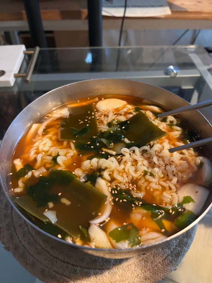  여름을 건너게 해주는 라면 요리 2가지, 냉라면과 라면밥(오동통면으로 오동통하게)