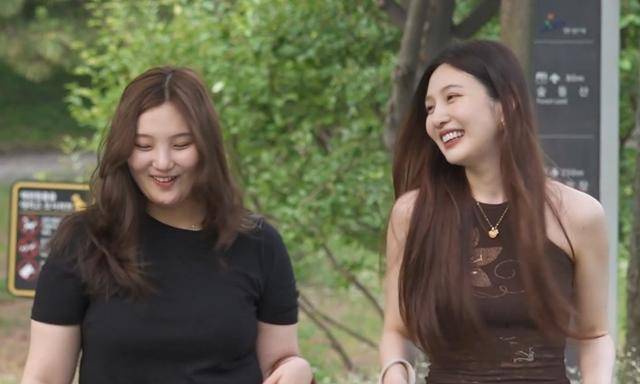 **<b>조이</b>, '나 혼자 산다'에서 <b>여동생</b> 신혼집 방문! K-장녀의... 