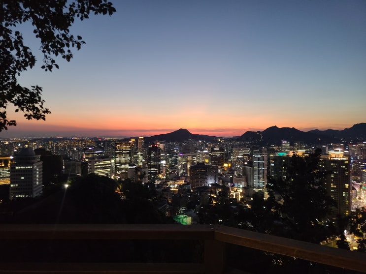  로맨틱 서울 야경 명소 남산타워 산책 후기 남산공원 주차장