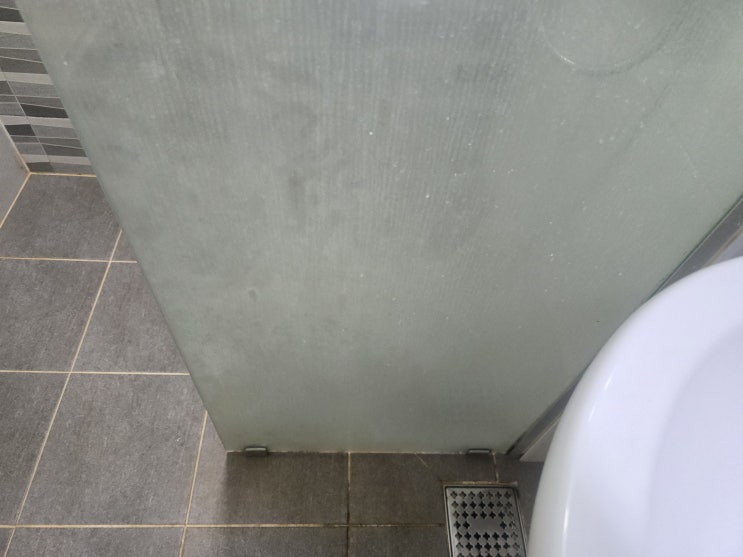 부산입주청소잘하는곳 심한 더위와 오염 모두 이겨내고 마무리했어요