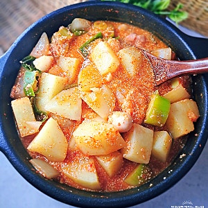 명란 감자짜글이 맛있게 끓이는 법 초간단 고추장찌개 레시피