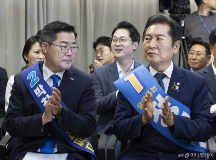 [네이버 뉴스]  <b>정청래</b>, '포스트 이재명 선거' 첫 <b>경선 승리</b>...... 