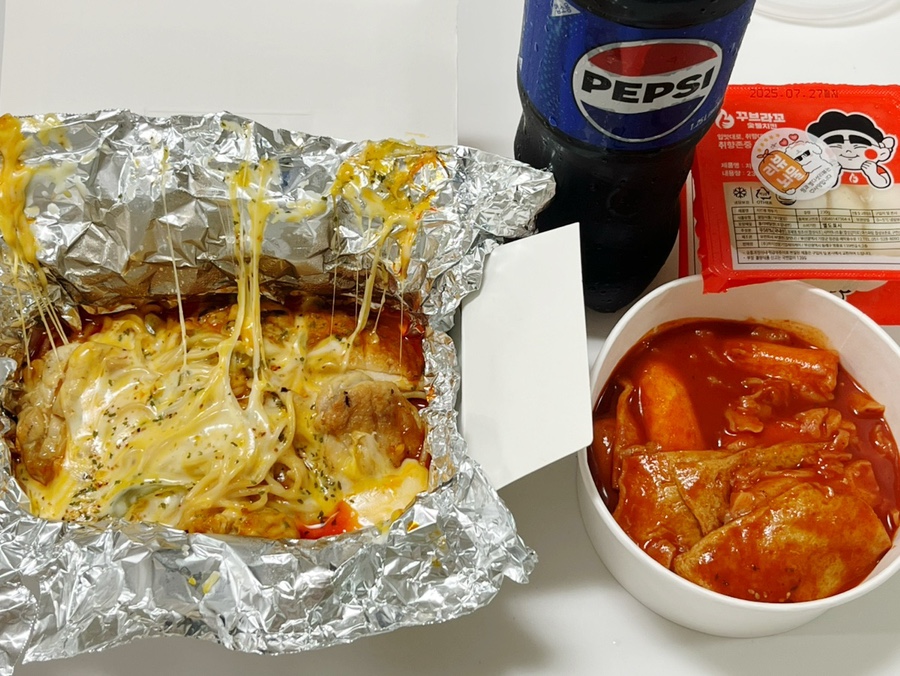 꾸브라꼬숯불치킨 칠곡구암점 사진 4