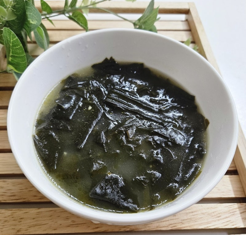 고기없는 미역국 레시피 맑은 미역국 끓이는 법  감칠맛내는 비법