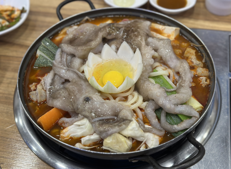  고속터미널역 맛집 일번지육개장 낙곱전골 | 푸짐하게 칼칼하게 한 끼 해결