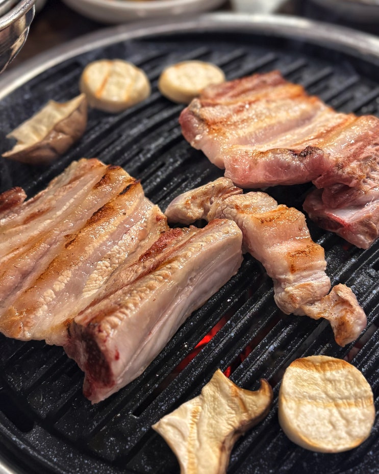  춘천 우두동 맛집, 현지인 삼겹살 찐맛집 돼지야생고기전문점(+술집 지척)