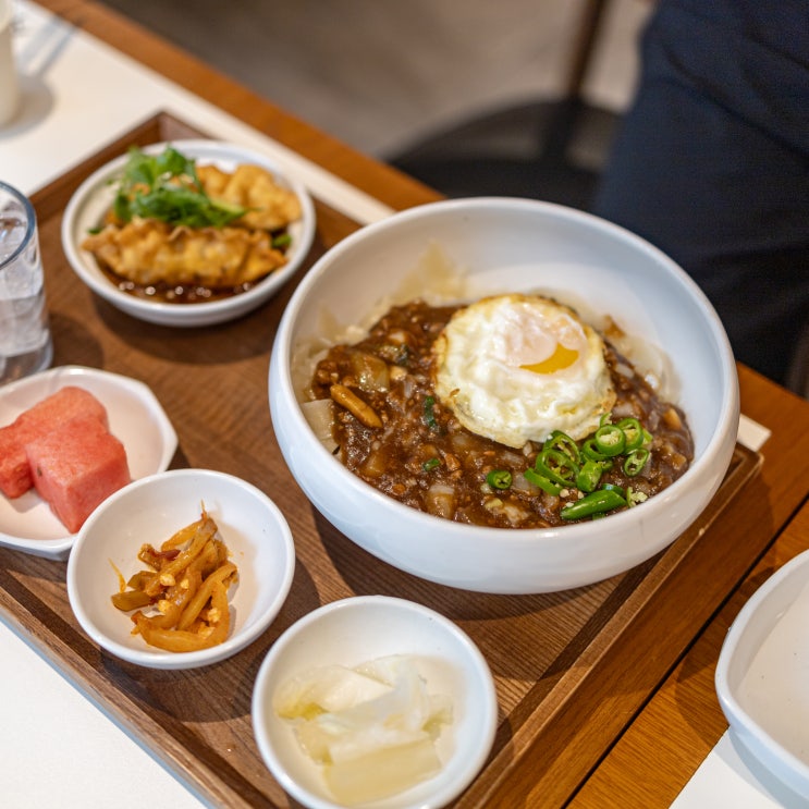  [홍대중국집] 데이트하기 좋은 고품격 한국풍 중화요리 맛집, <서담헌 홍대본점>