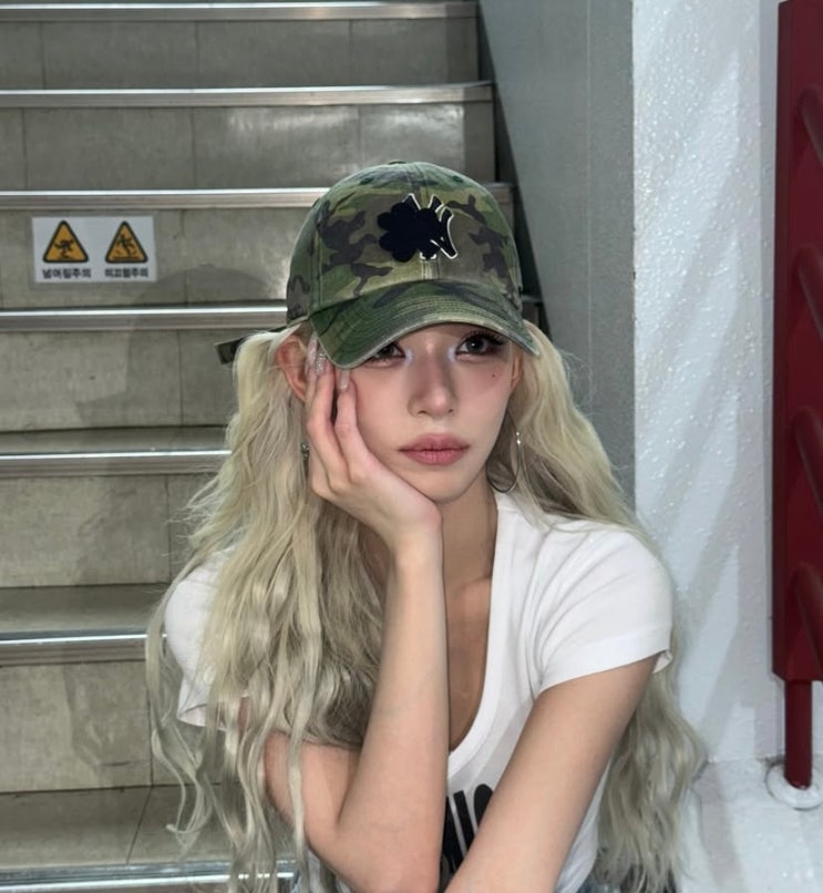  여름에 딱! 시원한 은발 염색 장지역 미용실에서 도전해볼까요?