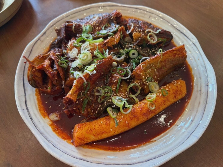  사월에보리밥과쭈꾸미 천안점에서 즐기는 천안보리밥의 진수!