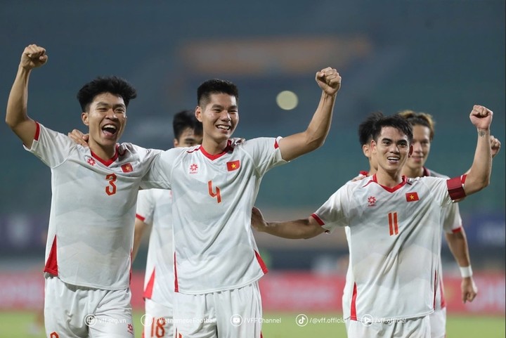 <b>김상식</b>·하혁준, ‘베트남 3-0 완승’…U-23 <b>챔피언십</b> 한‧베... 