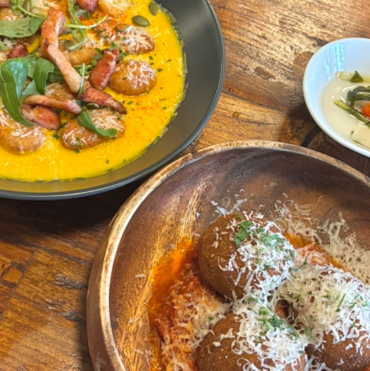  [가로수길] 창원 가로수길 맛집, 단호박 뇨끼가 맛있는 투핸즈
