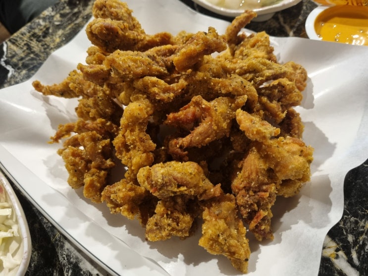  가오리역 근처 치킨마루의 닭목살