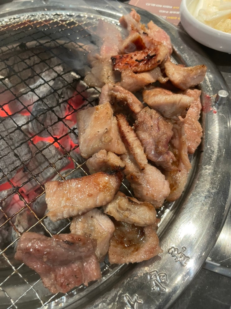  인계동맛집 평돈식당 장독 숙성돼지갈비 수원시청역 고기집 추천