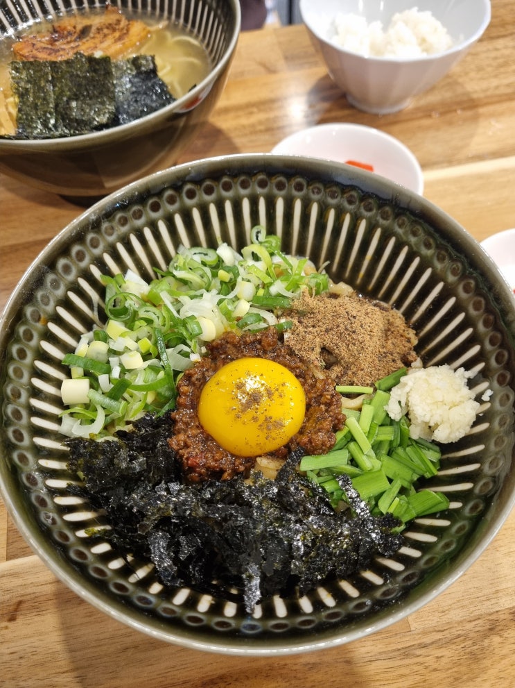  신중동역 맛집 멘초 마제소바