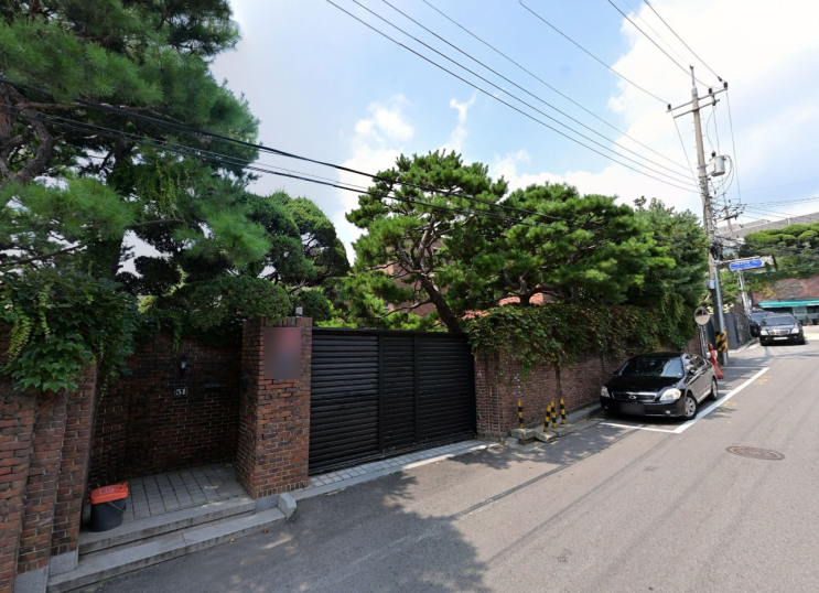 [가수 성시경 거주 이태원 한남동 단독주택 <b>중앙홀딩스</b> 중앙일... 