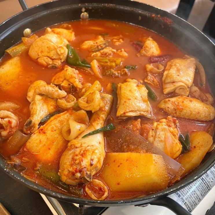  초복 보양식 곱도리탕 누룽지닭백숙 오리로스 돼지갈비