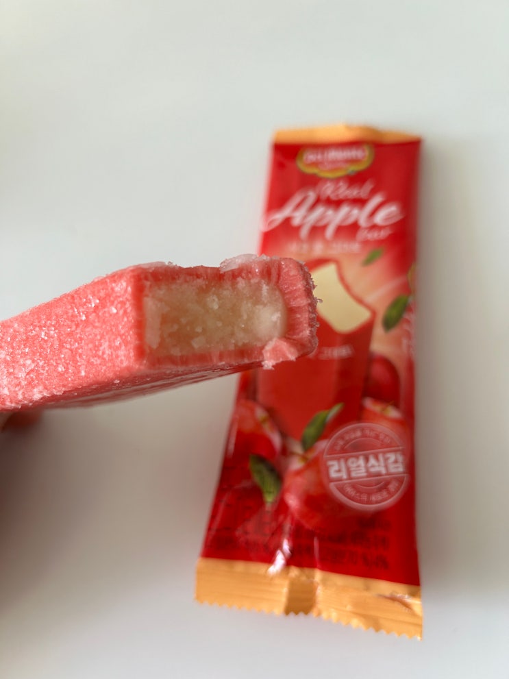  상큼한 사과 맛이 한가득한 아이스크림, <델몬트 리얼애플바> 후기 및 영양정보
