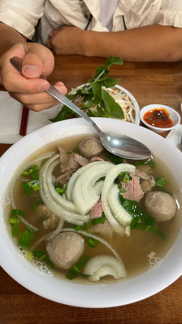  파리 3구 마레지구 쌀국수 맛집 Song Heng 송흥_파리에서 또간집