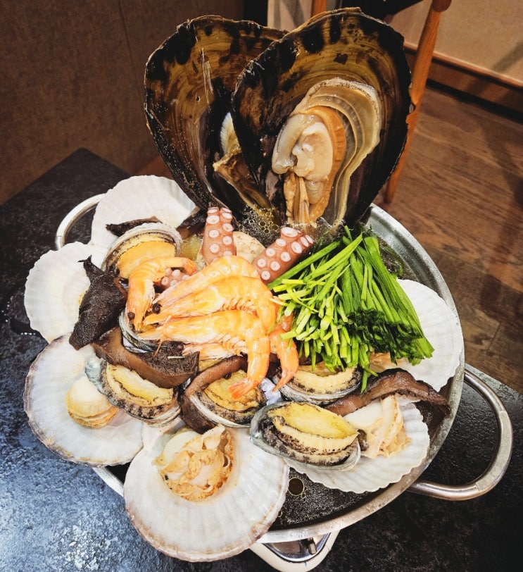  "초복 앞둔 주말, 청해 어가에서 맛본 진짜 해신탕의 깊은 맛" -예약 필수