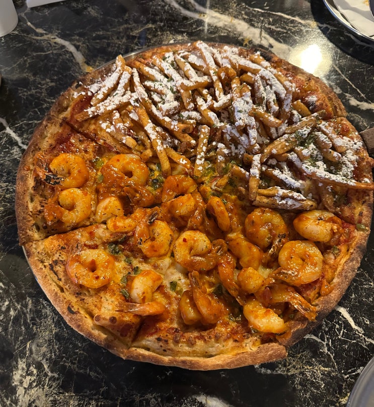  데이트하기 딱 좋은 수원 행궁동 피자 맛집 백스트리트 피자 탐방기