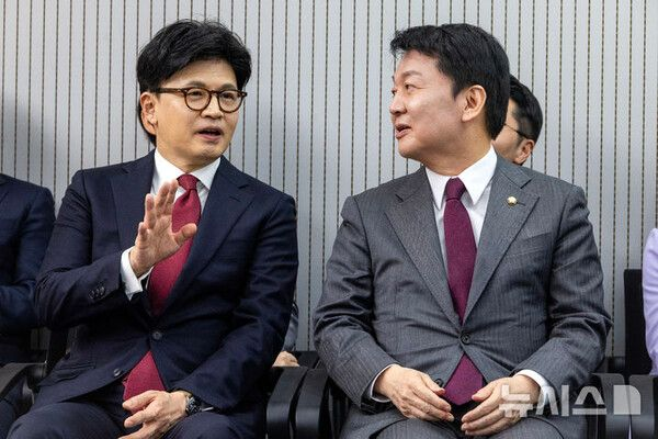  안철수·한동훈, 비공개 오찬 회동…당 쇄신 방안 논의한 듯